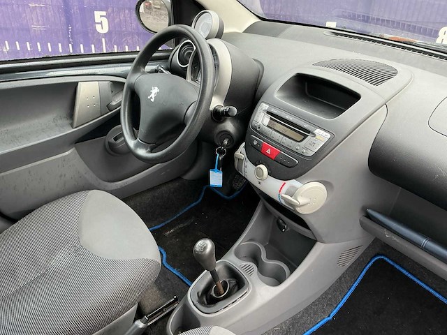 2007 - peugeot - 107 - 1.0-12v xs - personenauto - afbeelding 10 van  12