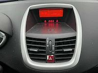 2007 - peugeot - 207 - 1.4-16v color-line - personenauto - afbeelding 12 van  12