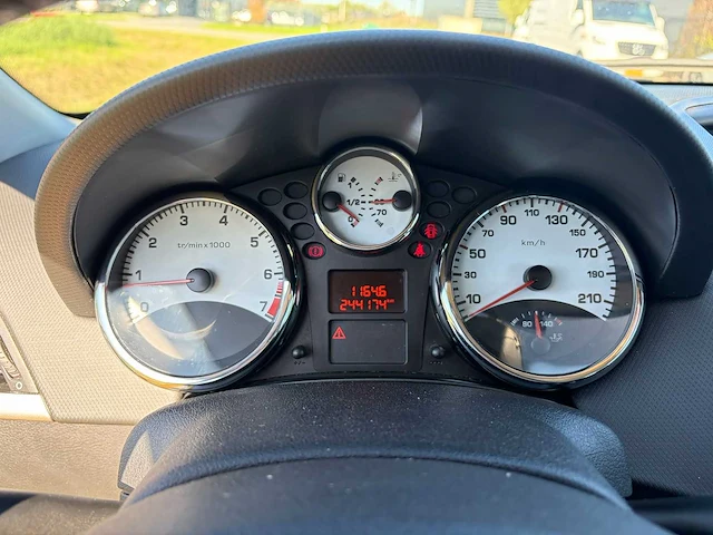 2007 - peugeot - 207 - 1.4-16v xs pack 63-tz-hr iaw - afbeelding 6 van  8