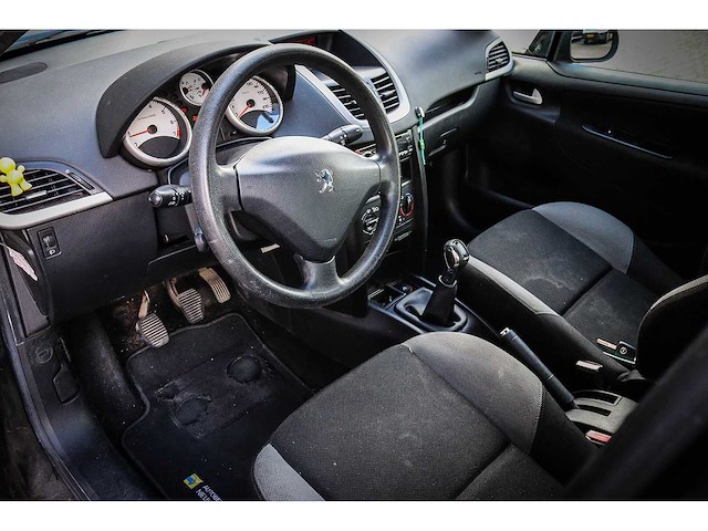 2007 - peugeot - 207 - 1.4 vti cool 'n blue - car - afbeelding 11 van  17