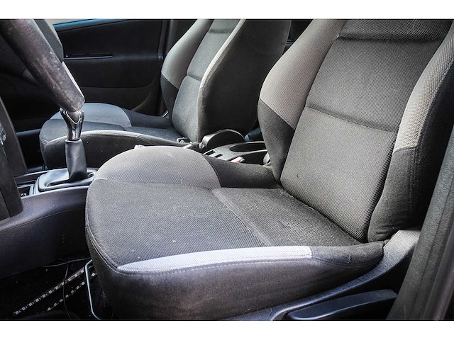 2007 - peugeot - 207 - 1.4 vti cool 'n blue - car - afbeelding 12 van  17