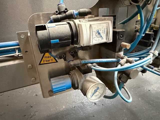 2007 - rovema eti 443 automatische tray-/displayverpakkingsmachine - afbeelding 141 van  279