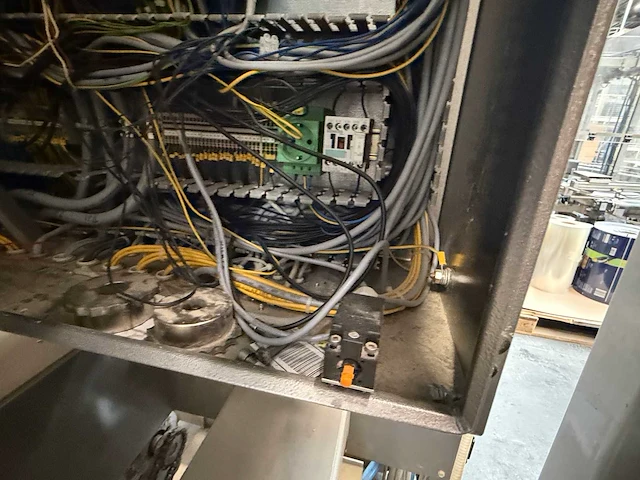 2007 - rovema eti 443 automatische tray-/displayverpakkingsmachine - afbeelding 248 van  279