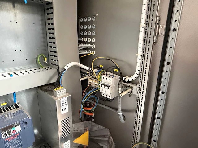 2007 - rovema eti 443 automatische tray-/displayverpakkingsmachine - afbeelding 164 van  279