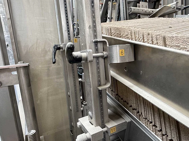 2007 - rovema eti 443 automatische tray-/displayverpakkingsmachine - afbeelding 195 van  279