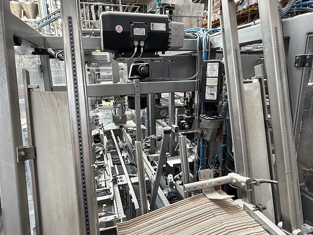 2007 - rovema eti 443 automatische tray-/displayverpakkingsmachine - afbeelding 197 van  279