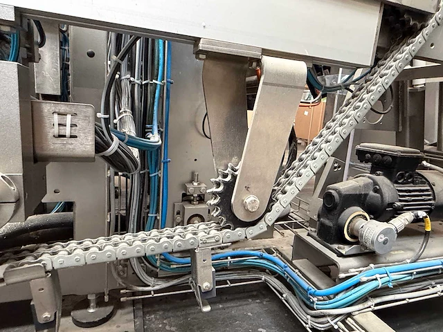 2007 - rovema eti 443 automatische tray-/displayverpakkingsmachine - afbeelding 210 van  279