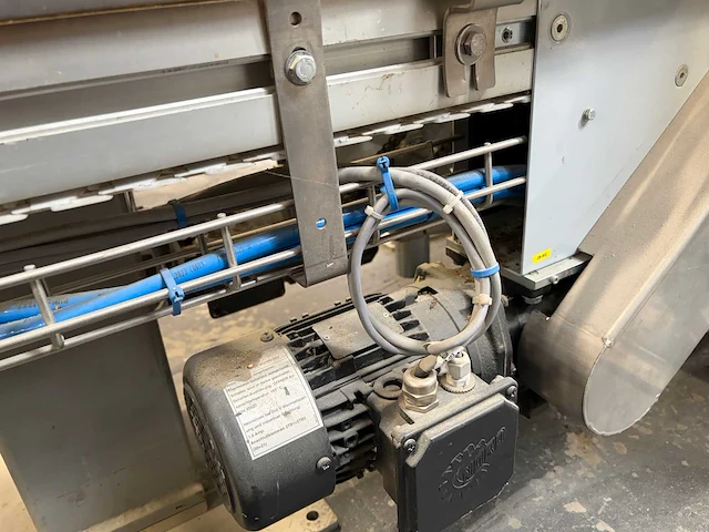 2007 - rovema eti 443 automatische tray-/displayverpakkingsmachine - afbeelding 201 van  279