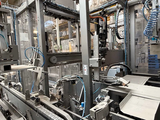2007 - rovema eti 443 automatische tray-/displayverpakkingsmachine - afbeelding 216 van  279