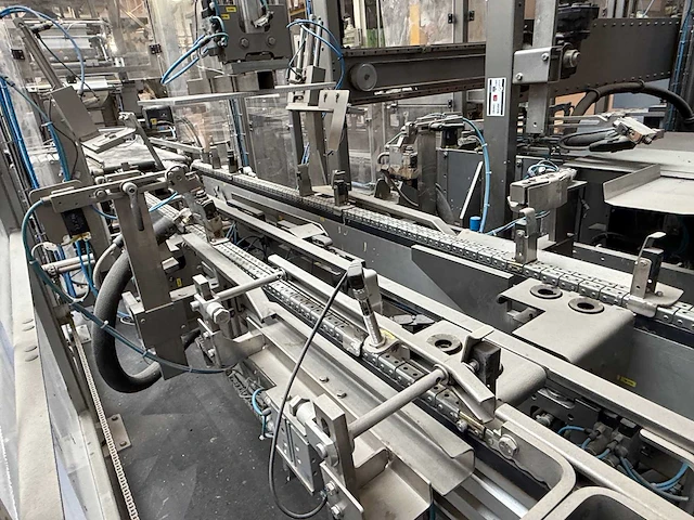 2007 - rovema eti 443 automatische tray-/displayverpakkingsmachine - afbeelding 218 van  279