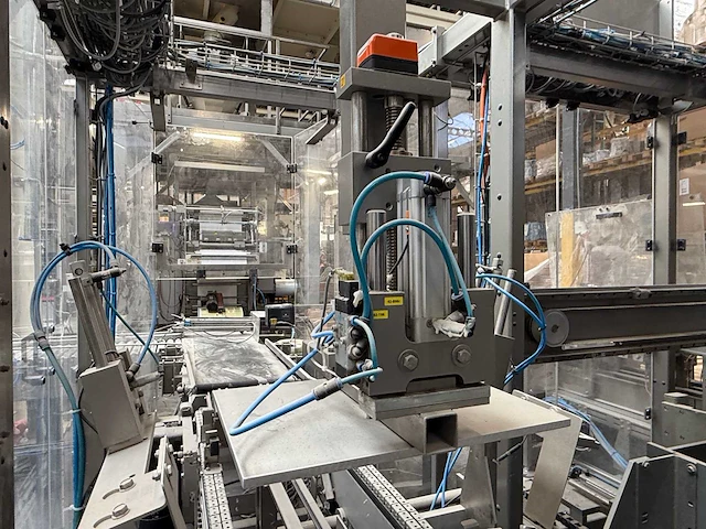 2007 - rovema eti 443 automatische tray-/displayverpakkingsmachine - afbeelding 219 van  279