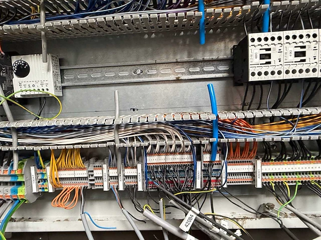 2007 - rovema eti 443 automatische tray-/displayverpakkingsmachine - afbeelding 18 van  279