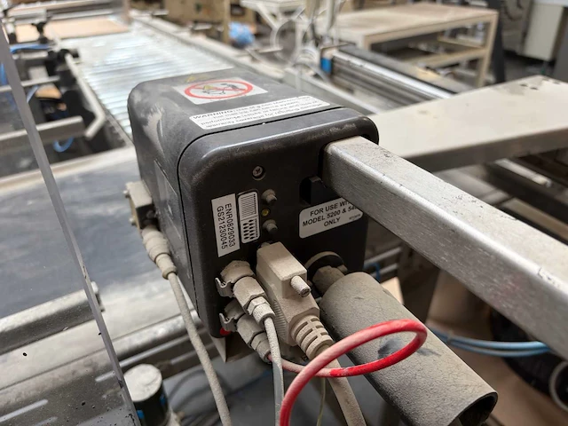 2007 - rovema eti 443 automatische tray-/displayverpakkingsmachine - afbeelding 28 van  279