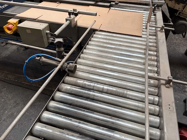 2007 - rovema eti 443 automatische tray-/displayverpakkingsmachine - afbeelding 54 van  279