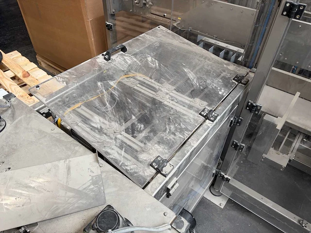 2007 - rovema eti 443 automatische tray-/displayverpakkingsmachine - afbeelding 87 van  279