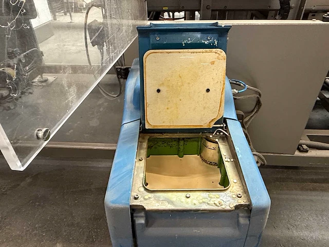 2007 - rovema eti 443 automatische tray-/displayverpakkingsmachine - afbeelding 273 van  279