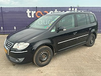 2007 - volkswagen - touran - 2.0 tdi highline - personenauto - afbeelding 8 van  12