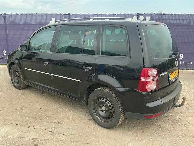 2007 - volkswagen - touran - 2.0 tdi highline - personenauto - afbeelding 10 van  12