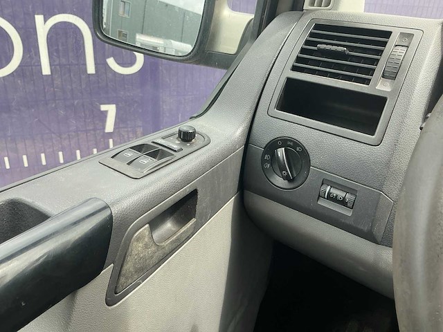 2007 - volkswagen - transporter - 2.5 tdi 340 trend.dc - bedrijfswagen - afbeelding 3 van  13