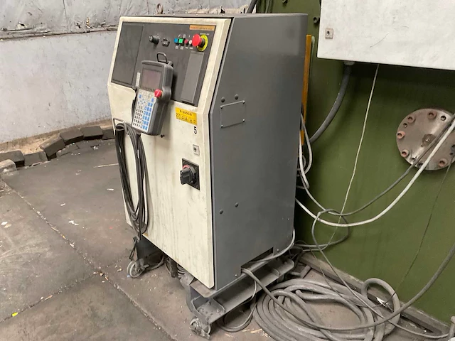 2007-11 fanuc r-2000ib 210f transportrobot - afbeelding 13 van  37