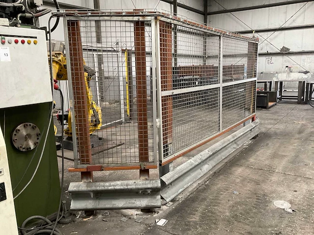 2007-11 fanuc r-2000ib 210f transportrobot - afbeelding 21 van  37