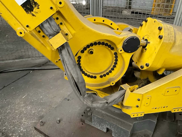 2007-11 fanuc r-2000ib 210f transportrobot - afbeelding 35 van  37