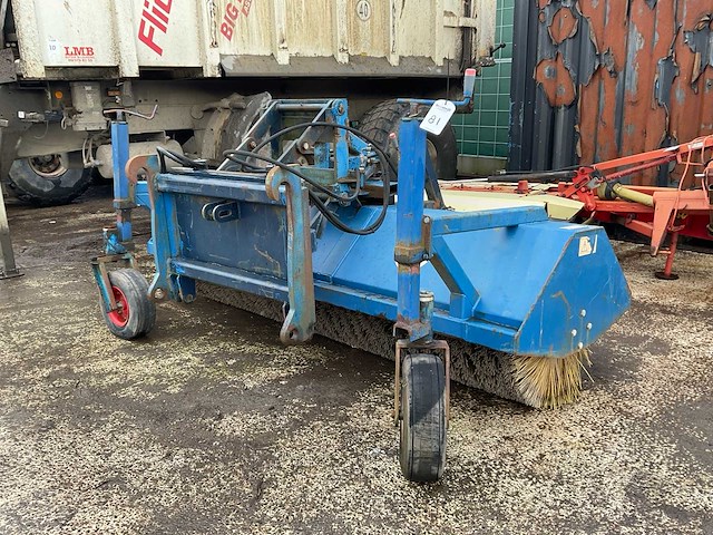 2007 ap machinebouw vhz 2750 veegmachine / rolbezem - afbeelding 3 van  9