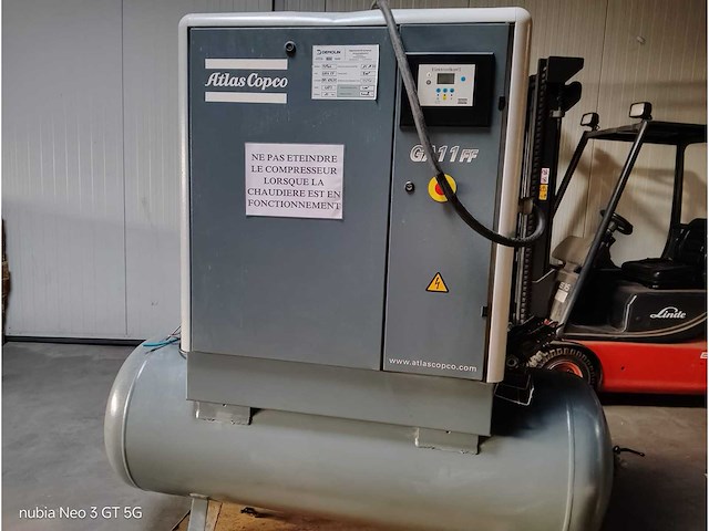 2007 atlas copco ga11ff schroefcompressor op ketel met geïntegreerde droger (11 kw) – (full feature / tank mounted) - hoge druk 13 bar! - afbeelding 2 van  4