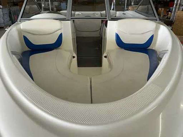 2007 bayliner 75 speedboot - afbeelding 1 van  8