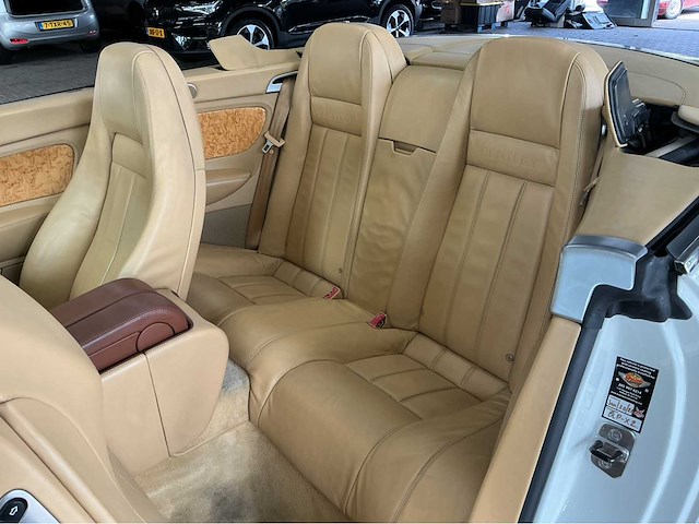 2007 bentley continental gtc w12 | 552 pk | 6.0 twin-turbo | exclusieve britse cabriolet btw auto - afbeelding 14 van  32