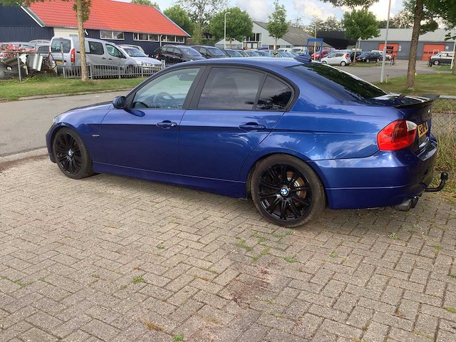 2007 bmw 3-serie 318i high executive personenauto - afbeelding 12 van  15