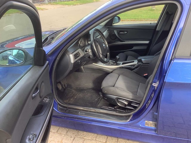 2007 bmw 3-serie 318i high executive personenauto - afbeelding 14 van  15