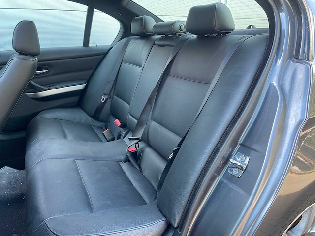 2007 bmw 3-serie 330i automaat high executive personenauto - afbeelding 14 van  17