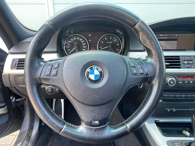 2007 bmw 3-serie 330i automaat high executive personenauto - afbeelding 10 van  17