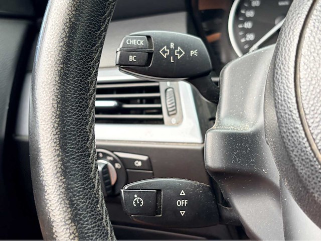 2007 bmw 5-serie touring 520i automaat corp.l.intro. personenauto - afbeelding 1 van  16