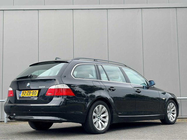 2007 bmw 5-serie touring 520i automaat corp.l.intro. personenauto - afbeelding 13 van  16