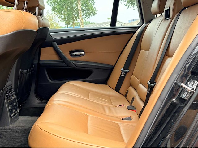 2007 bmw 5-serie touring 520i automaat corp.l.intro. personenauto - afbeelding 4 van  16
