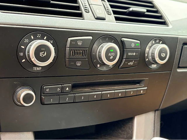 2007 bmw 5-serie touring 520i automaat corp.l.intro. personenauto - afbeelding 7 van  16