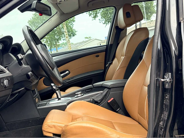 2007 bmw 5-serie touring 520i automaat corp.l.intro. personenauto - afbeelding 14 van  16