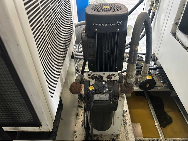 2007 bridgeport xr 1270e cnc universele machinecentrum - afbeelding 7 van  16