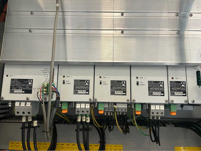 2007 bridgeport xr1270e cnc universeel machinecentrum - afbeelding 7 van  17