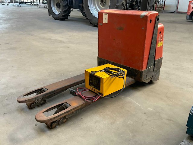 2007 bt lwe 180 elektrische palletwagen - afbeelding 3 van  8