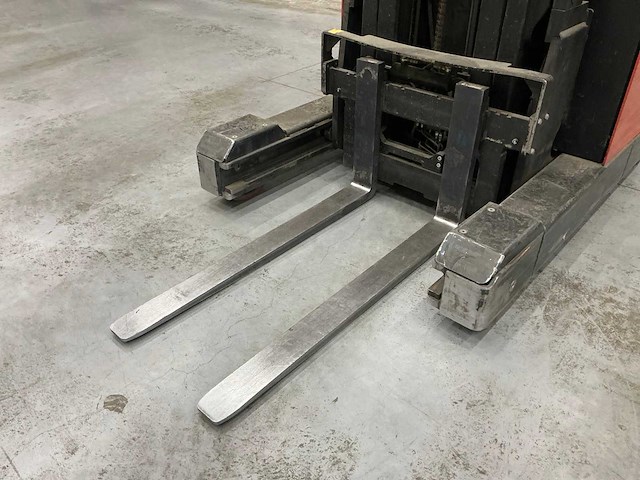 2007 bt rrb1 reachtruck - afbeelding 18 van  19