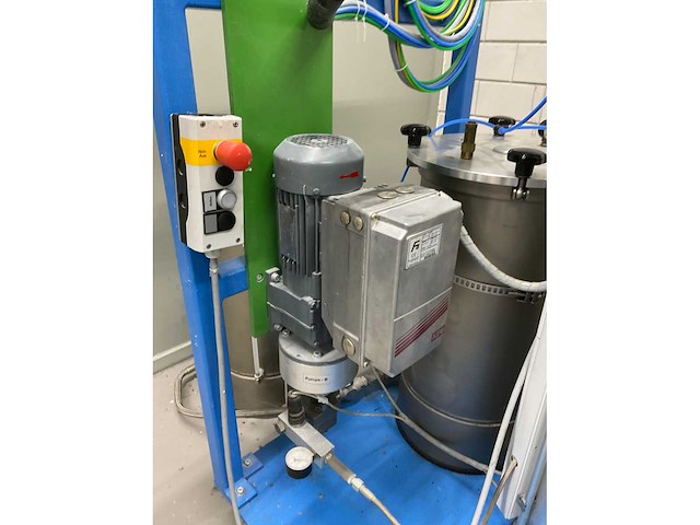 2007 büro tartler tardosil siliconen meng- & doseerinstallatie - afbeelding 15 van  17