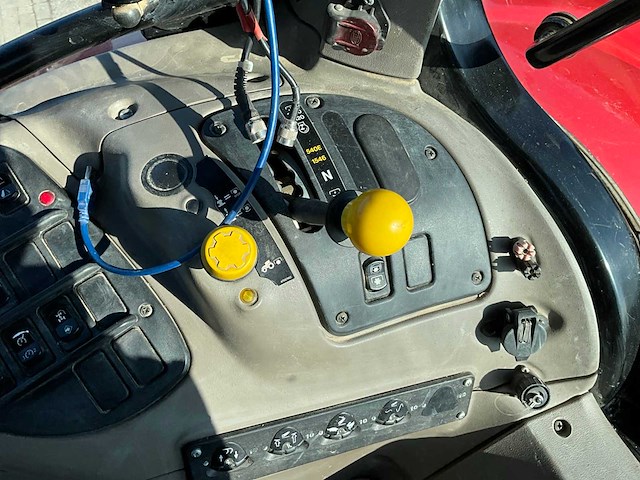 2007 case ih 115 maxxum vierwielaangedreven landbouwtractor - afbeelding 4 van  22