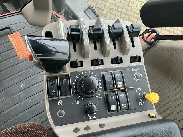 2007 case international magnum mx 250 vierwielaangedreven landbouwtractor - afbeelding 24 van  28