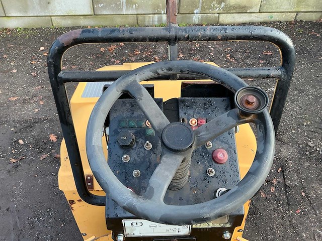 2007 caterpillar cb114 grondwals - afbeelding 9 van  23