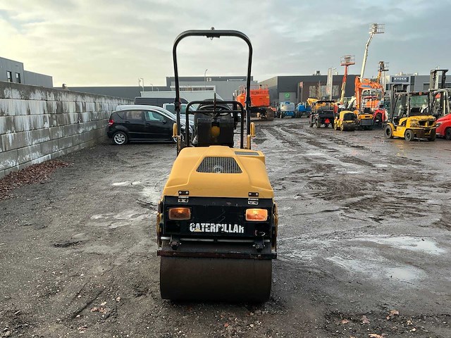 2007 caterpillar cb114 grondwals - afbeelding 22 van  23