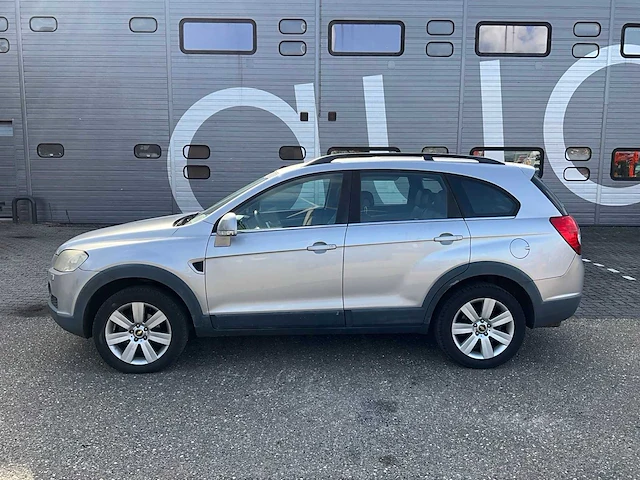 2007 chevrolet captiva 3.2i executive personenauto 16-xf-tn - afbeelding 12 van  40