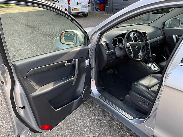 2007 chevrolet captiva 3.2i executive personenauto 16-xf-tn - afbeelding 9 van  29